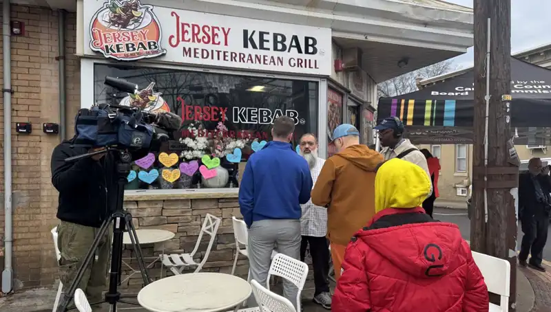 Türk Ailenin Korkunç Trumpzede Deneyimi: Yeşil Kart Beklerken Gözaltına Alındılar