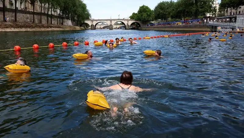 Seine Nehri’nin Yüz Yıllık Yasakları Kalktı: Paris'te Tarihi Anlar Yaşanıyor