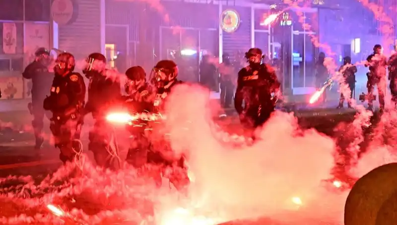 Los Angeles'taki Protestolar: ABD'nin Dört Bir Yanına Yayılıyor