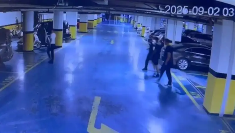 İzmir'de Kaçırılan Tekstilci, Bağcılar'da İzi Bulundu: 15 Milyon Lira Fidye Talebi