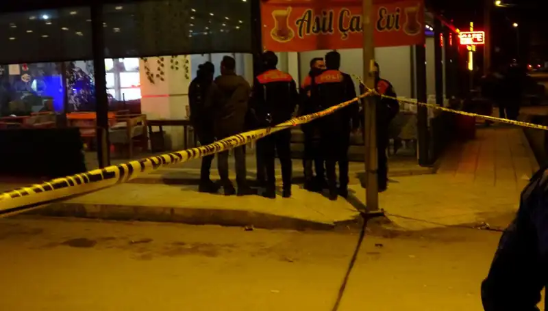 Kahvehanede Kanlı Hesaplaşma: 1 Ölü, 4 Yaralı