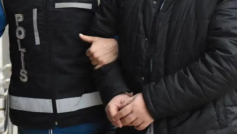 Emniyet ve TSK'da FETÖ Operasyonları: Şok Gelişmeler ve Gözaltılar