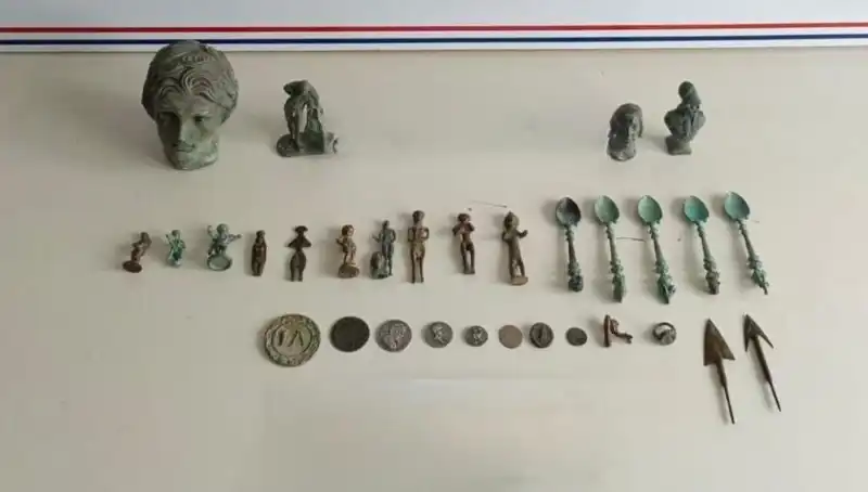Roma Dönemine Ait Tarihi Eserler Üzerinde Büyük Operasyon!