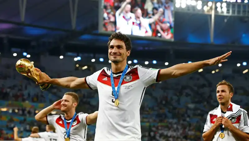Hummels Futbol Kariyerine Veda Ediyor: Emeklilik Planları Açıklandı