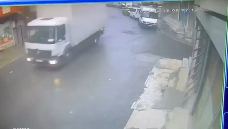 Sahte Polisler Gasp Yaptı: 1,7 Milyon Lira Kaybettiren Olayın Detayları!