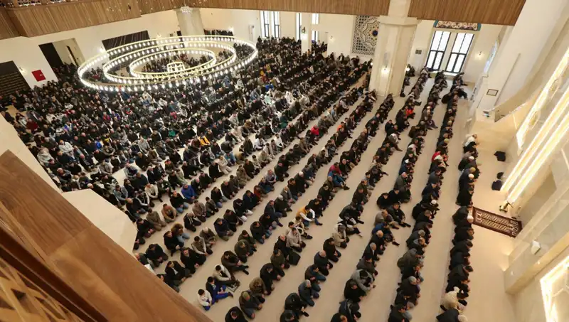 Cuma Namazı Saatleri: 4 Nisan 2025'te Türkiye'de Hangi İllerde Ne Zaman Kılınacak?
