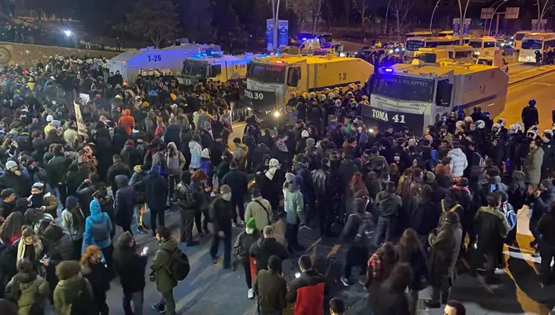 İstanbul ve Ankara'da İmamoğlu Eylemi: Öğrencilerle Eğitimin Geleceği İçin Sokaklarda