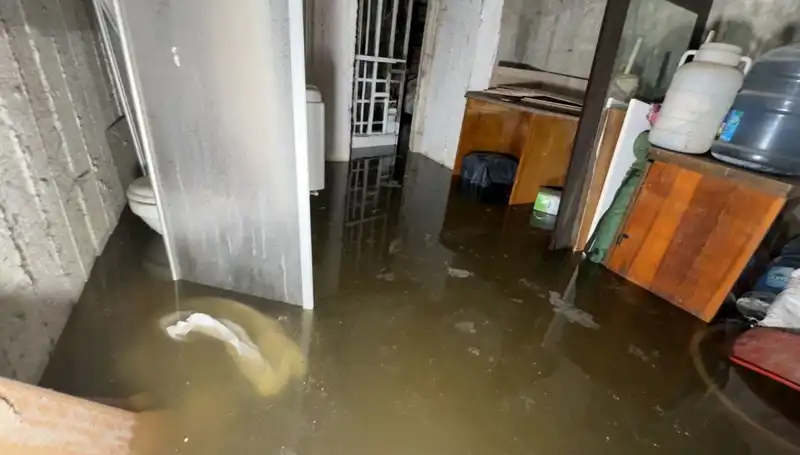 Avcılar’da Su Baskını: Cadde ve Sokaklar Adeta Göl Oldu!