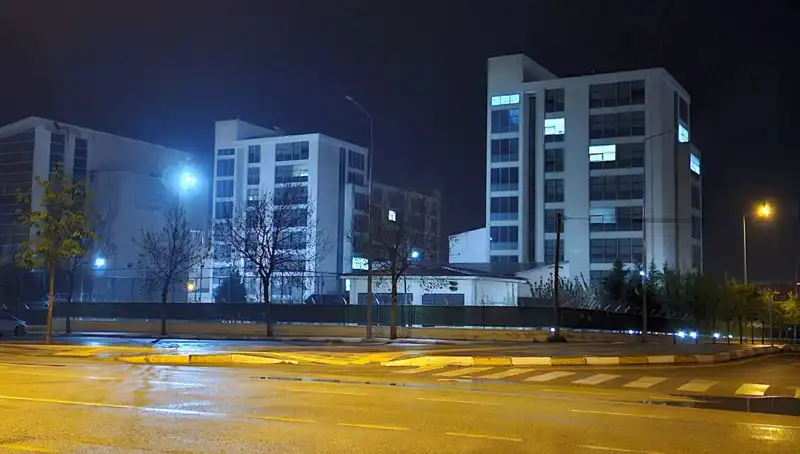 Yurtta Zehirlenme İddiası: 56 Öğrenci Acil Hastaneye Kaldırıldı