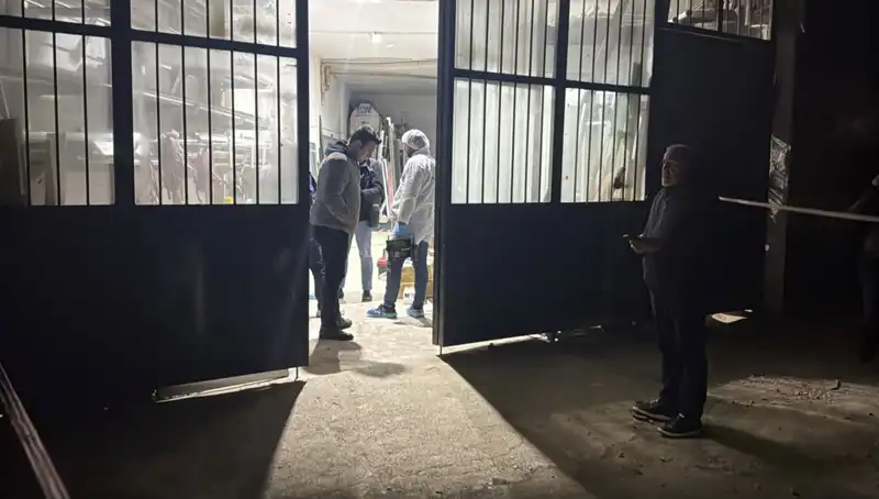 İş Yerinde Korkunç Cinayet: Battaniye ile Gizlenmeye Çalışılan Korkunç Gerçek