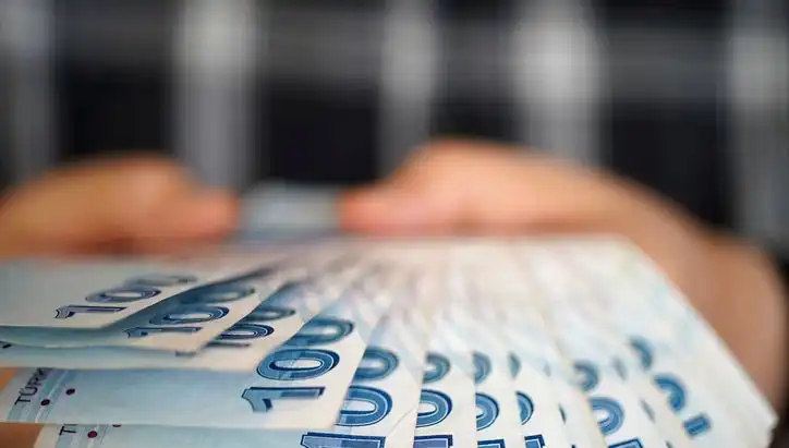 Emekli Promosyon Kampanyaları 2025: Bankaların Sunmuş Olduğu Avantajlar Neler?