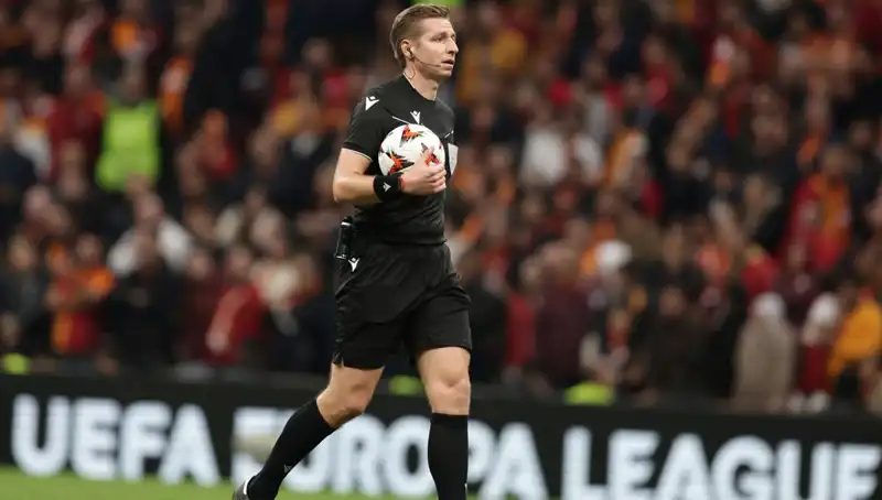 Galatasaray-Antalyaspor Maçının VAR Hakemi Belçikalı Lawrence Olacak!