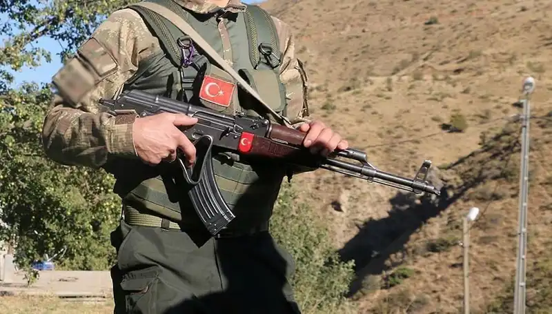 Türkiye'nin Terörle Mücadeledeki Kahramanları: MSB'den Kahraman Koruculara Vurgu