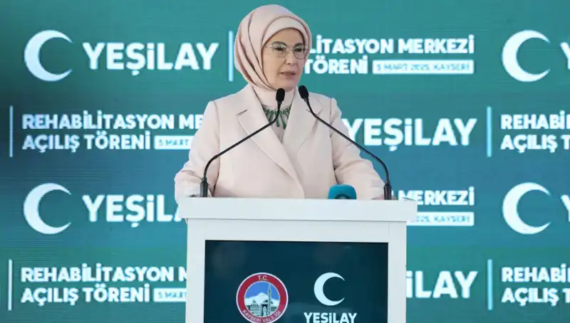 Emine Erdoğan'dan Bağımlılıkla Mücadelede Güçlü Mesajlar Geldi