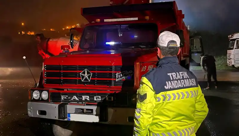 Kamyondaki Çakar Lambaya 138 Bin Lira Ceza Kesildi! Olayın Detayları Şoke Etti