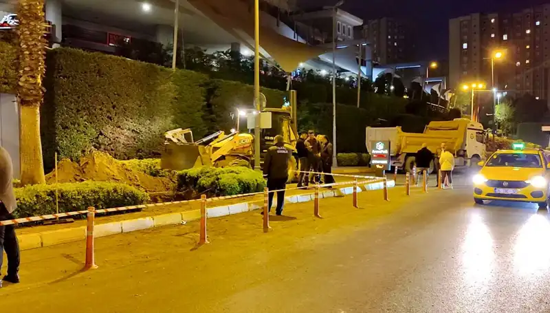 AVM Girişinde Yaşanan Doğalgaz Paniği: Alışveriş Keyfi Bir Anda Kayıp Gitti