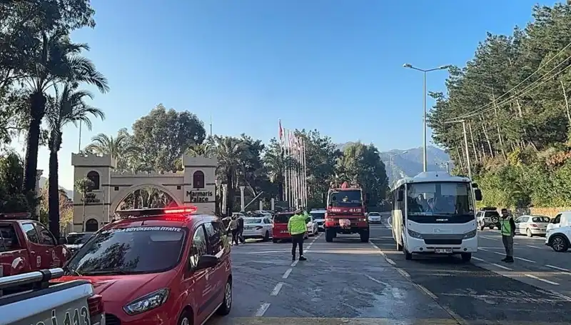 Muğla’da Beş Yıldızlı Otelde Yangın: Tatilciler Panik İçinde