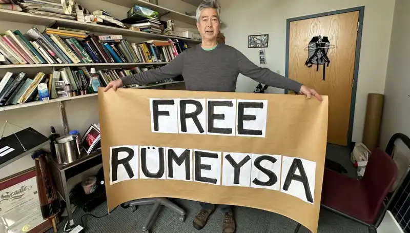 Amerika'da Profesör Rümeysa Öztürk İçin Açlık Grevine Girdi