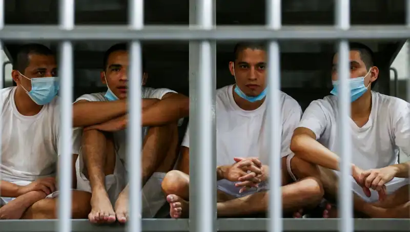 El Salvador, Venezuela’ya Siyasi Tutuklu Değişimi Teklif Etti
