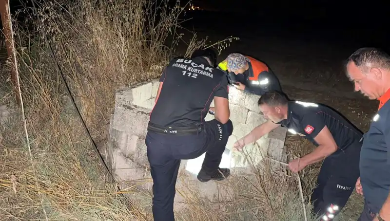 Burdur'da Cesur İtfaiyeciler Kuyuya Düşen Kediye Umut Oldu