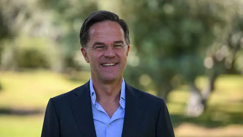 Rutte'den Eurofighter Açıklaması: Müttefikleri Kısıtlamalardan Uzak Durmaya Teşvik Ediyorum