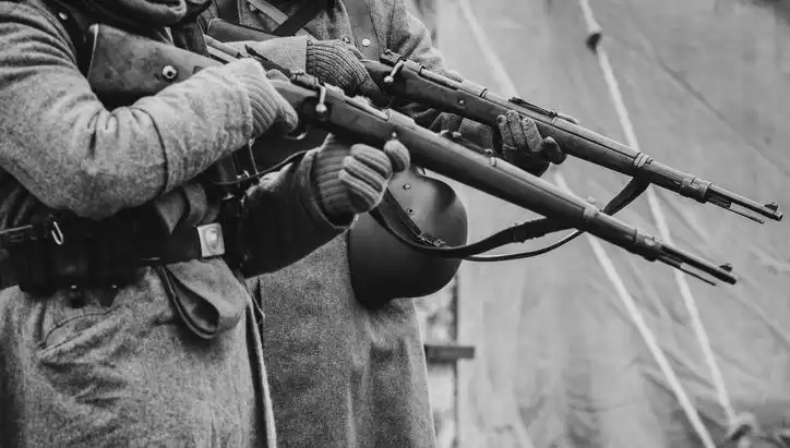 İngiliz İstihbarat Şefinin Dedesi: Naziler İçin Casusluk Yapmış!
